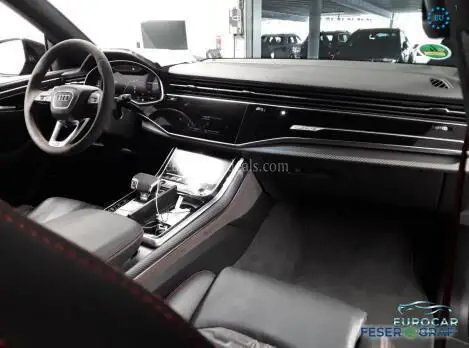 Audi RSQ8