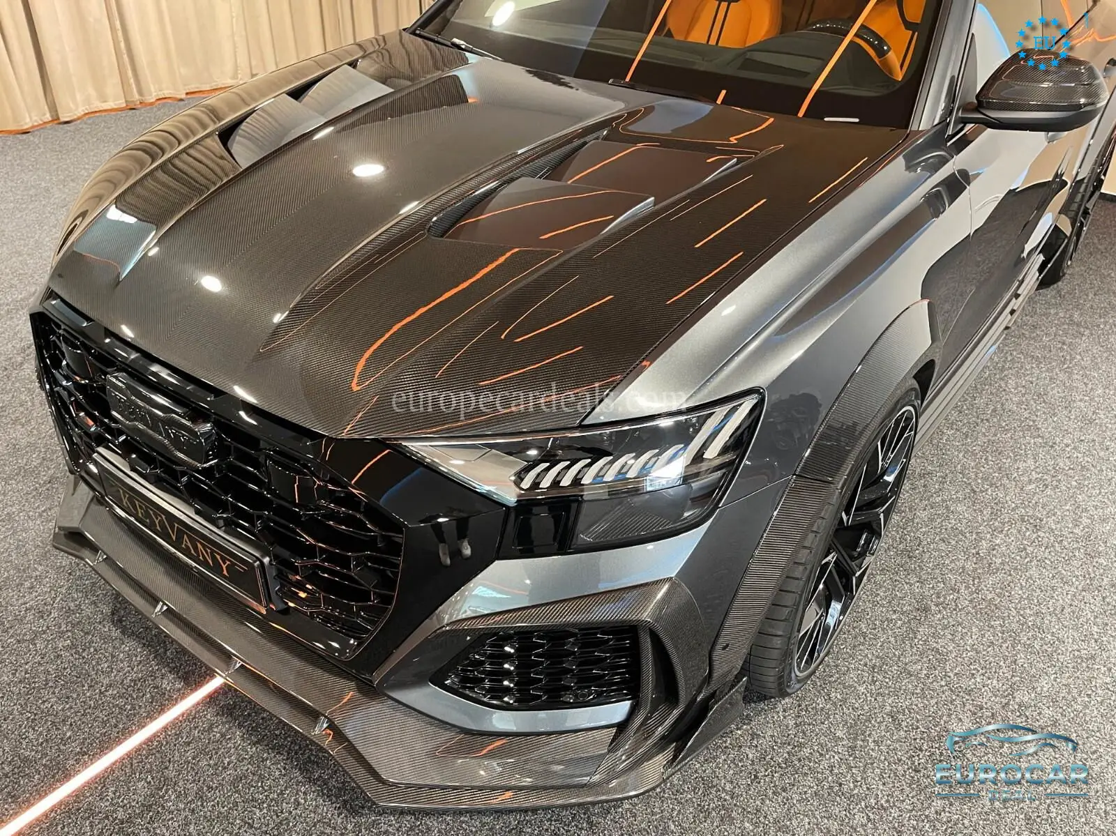Audi RSQ8