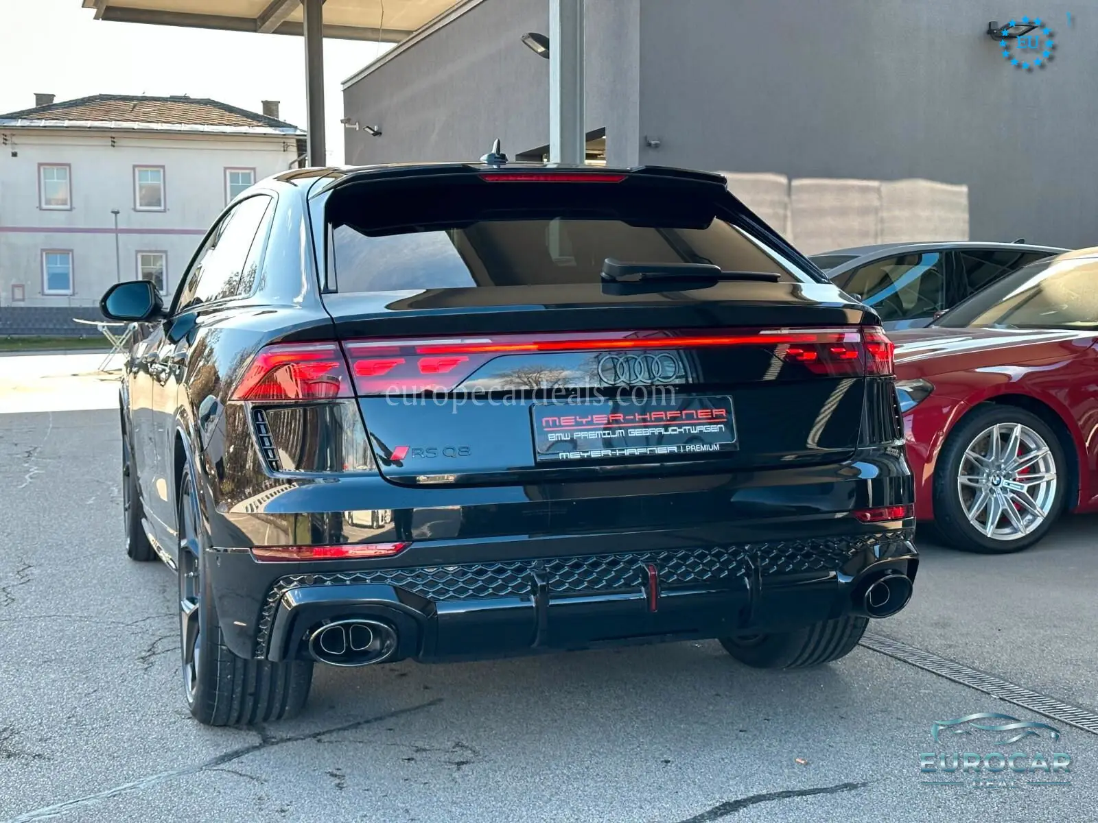 Audi RSQ8
