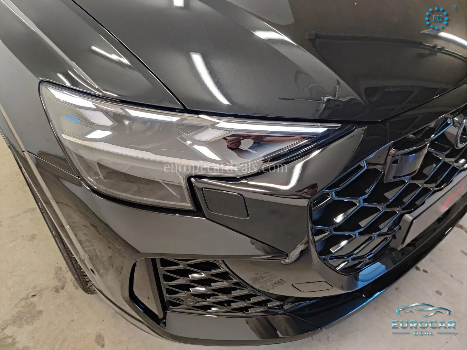 Audi RSQ8