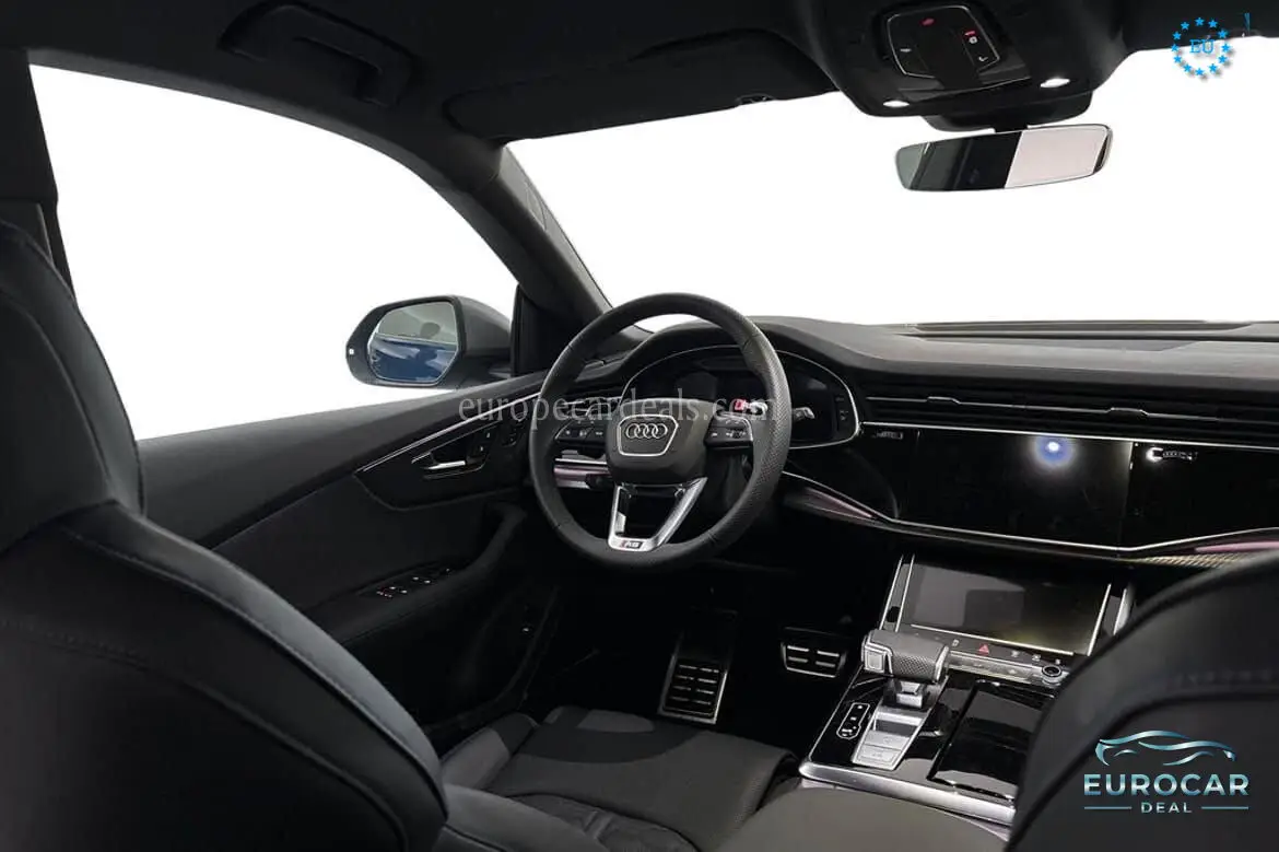 Audi RSQ8