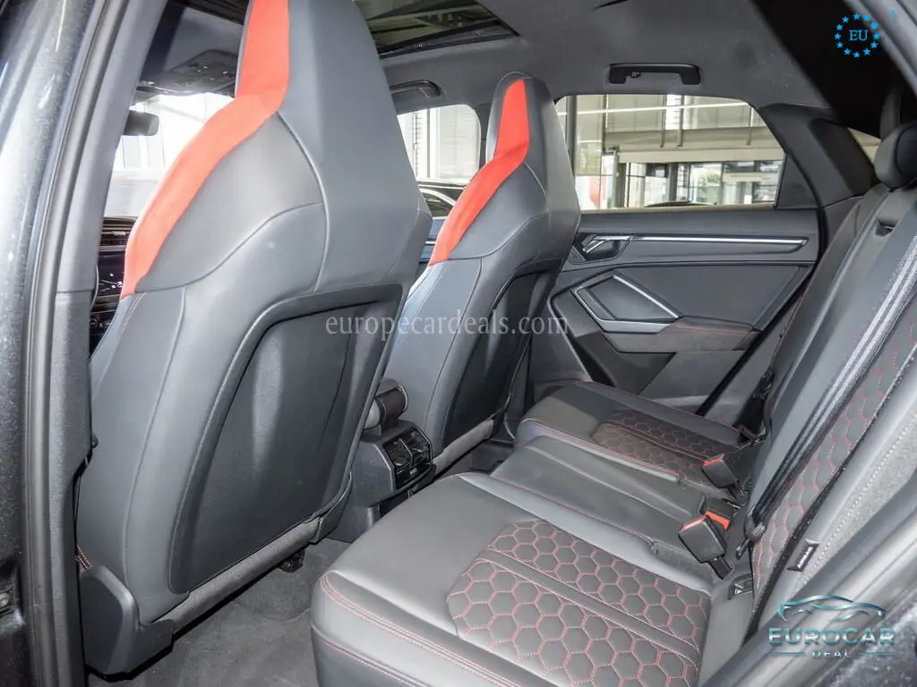 Audi RSQ3