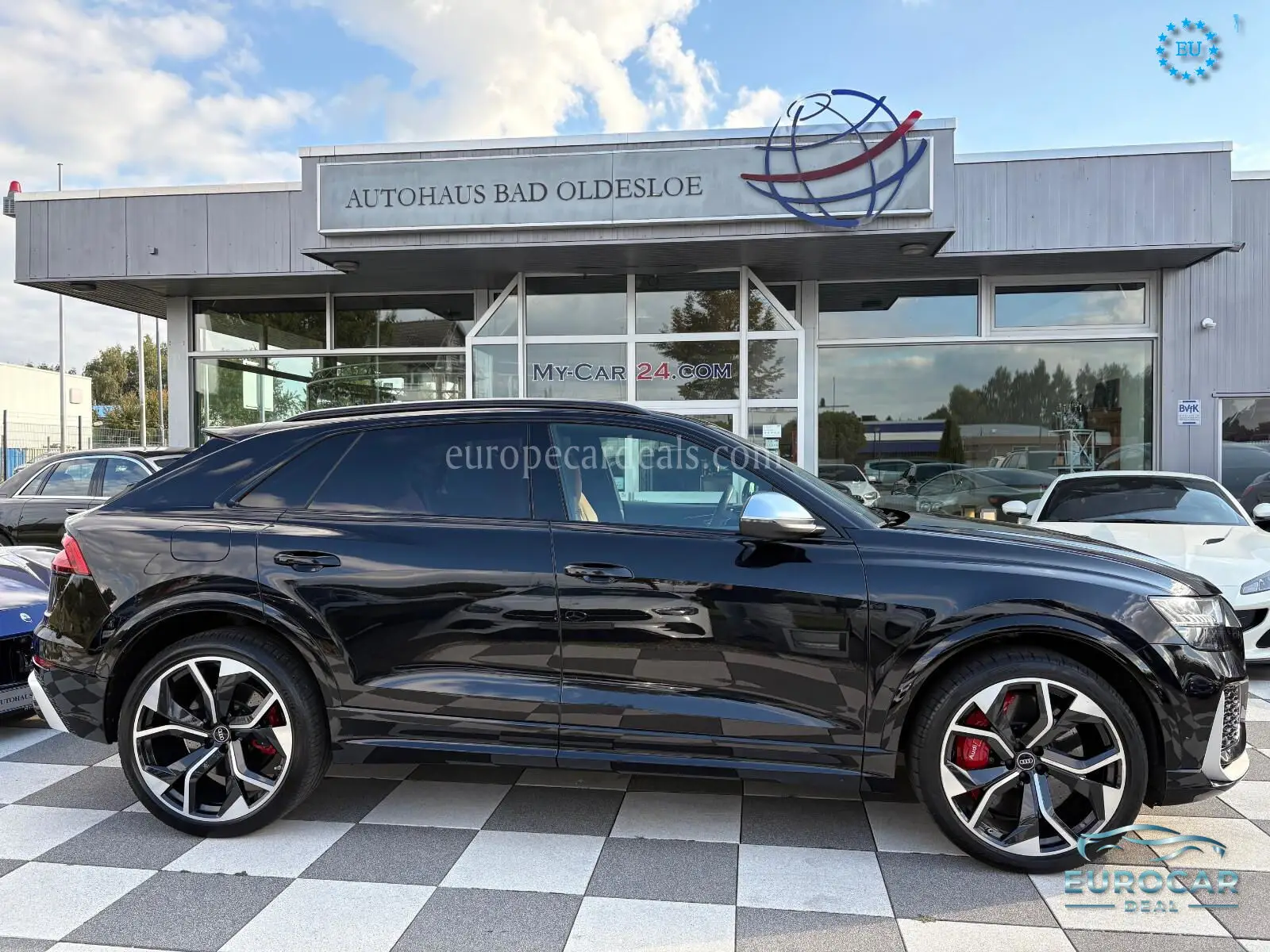 Audi RSQ8