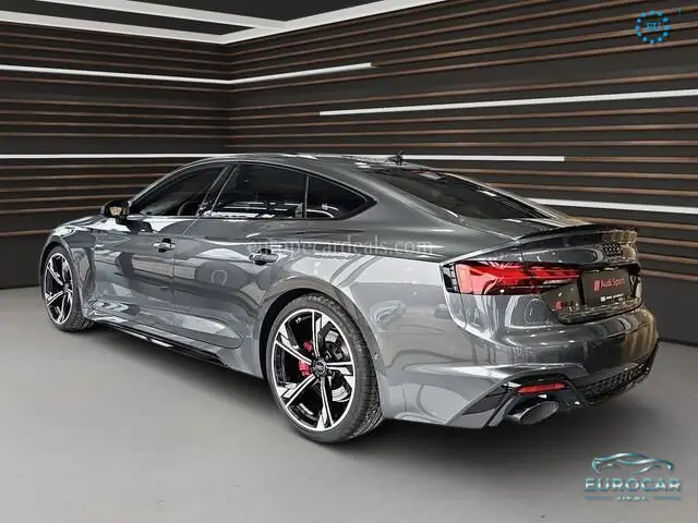 Audi RS5