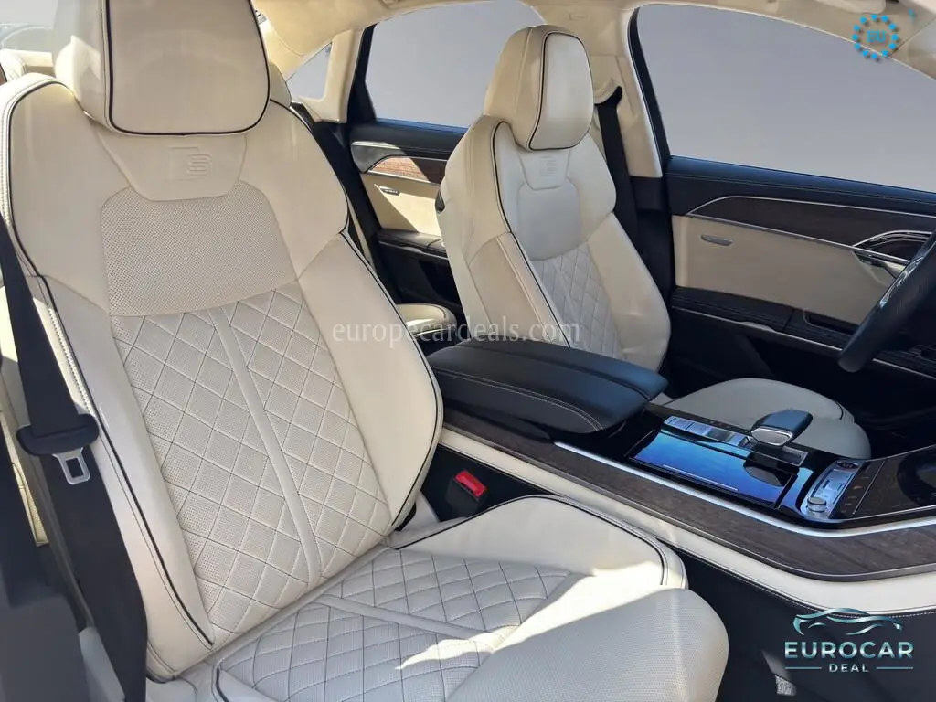 Audi S8