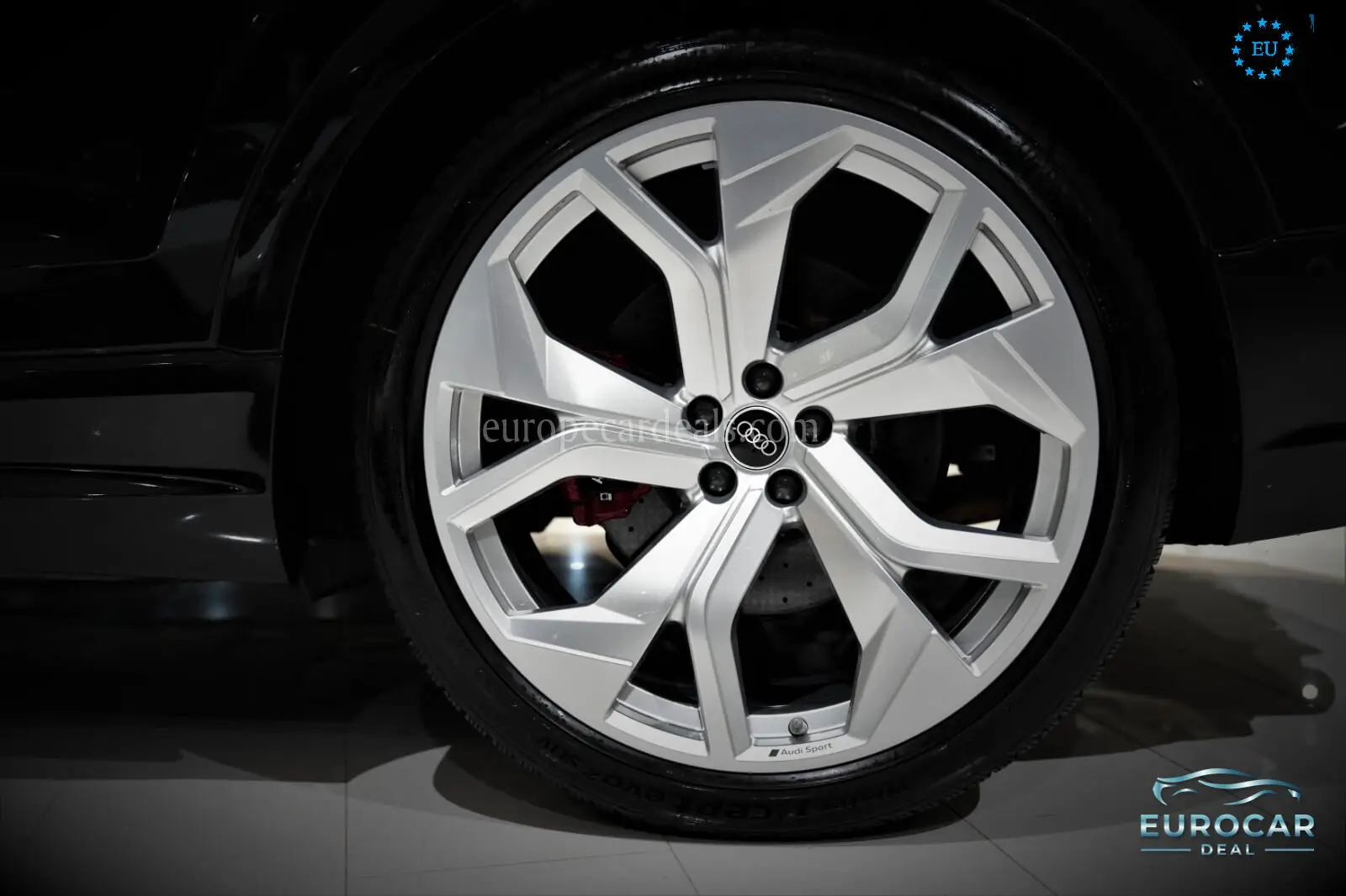 Audi RSQ8