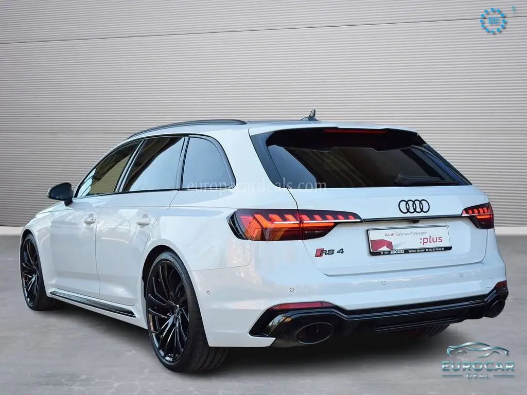 Audi RS4