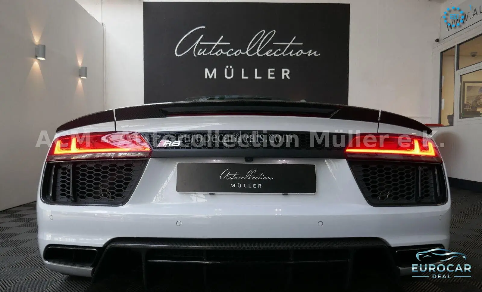 Audi R8