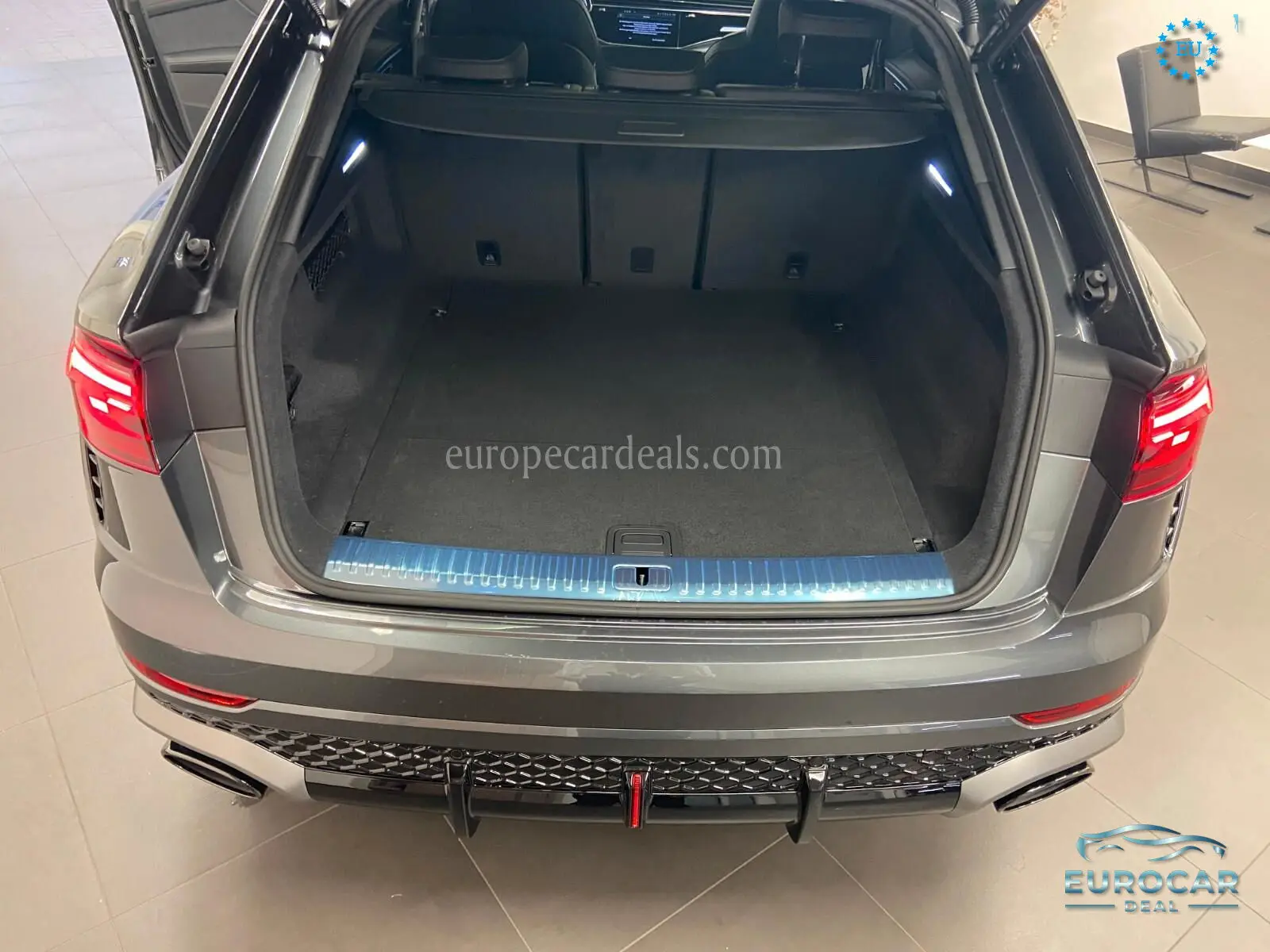 Audi RSQ8