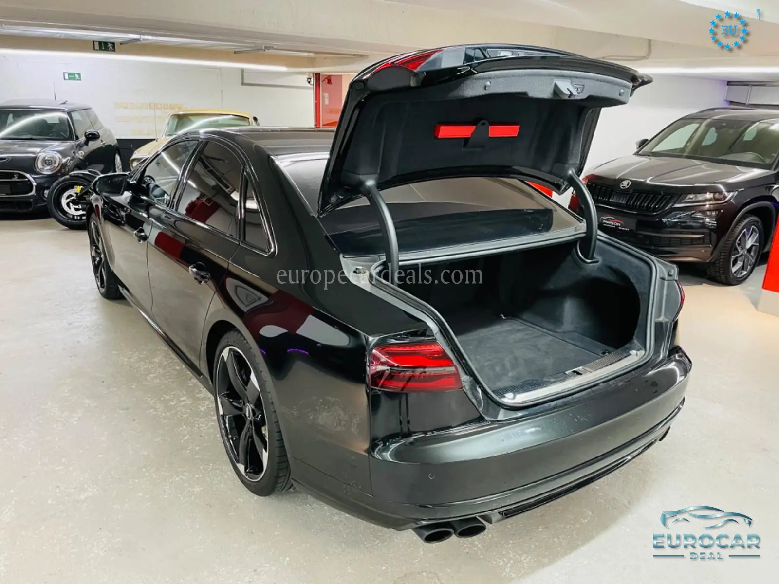Audi S8