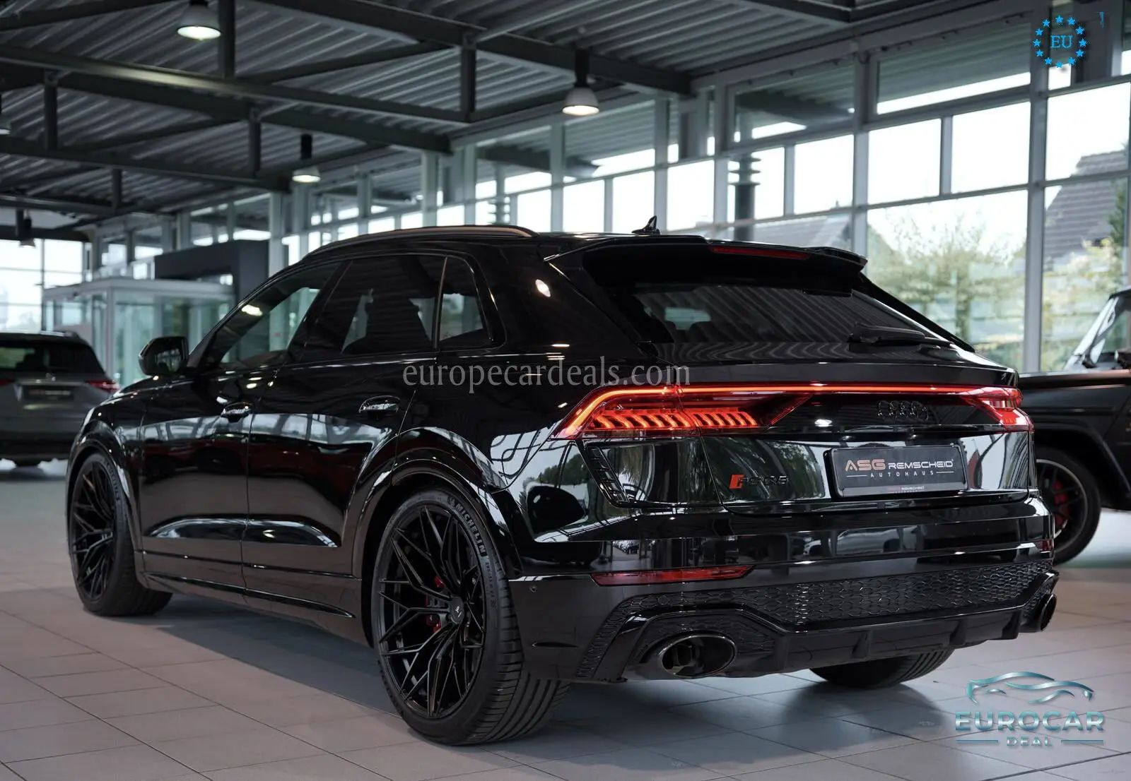 Audi RSQ8