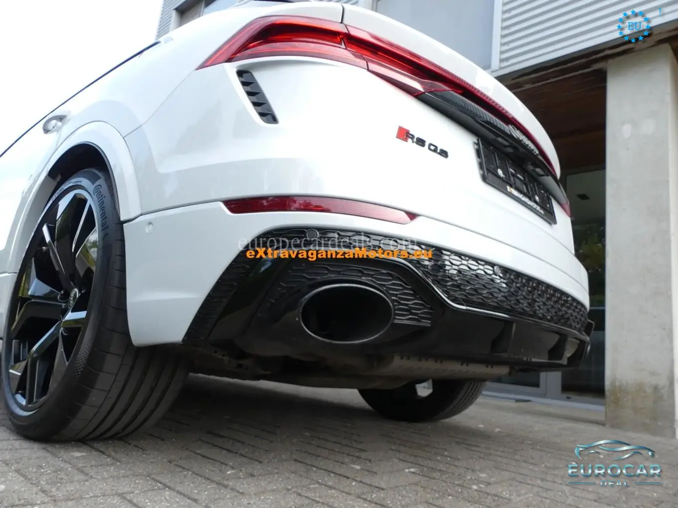 Audi RSQ8