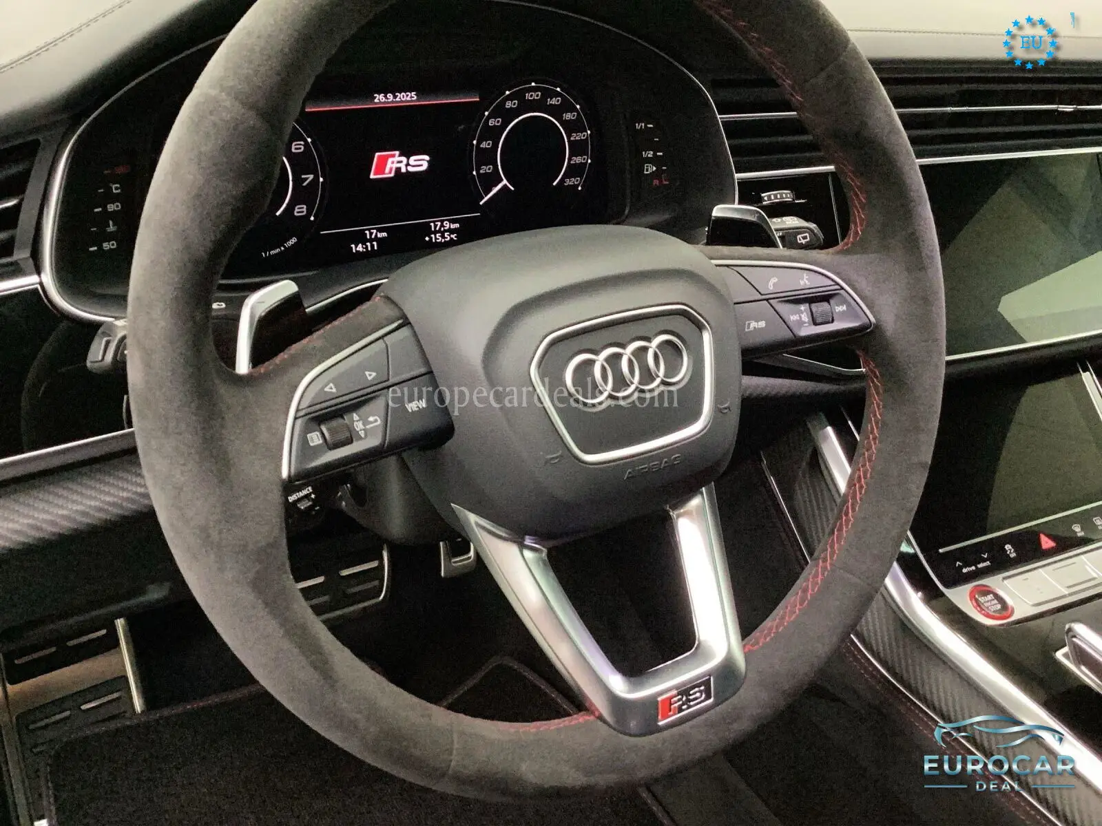 Audi RSQ8