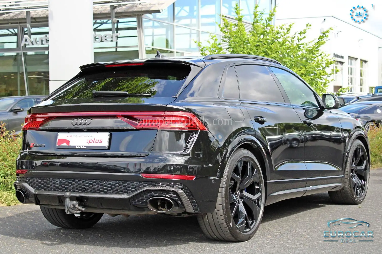 Audi RSQ8