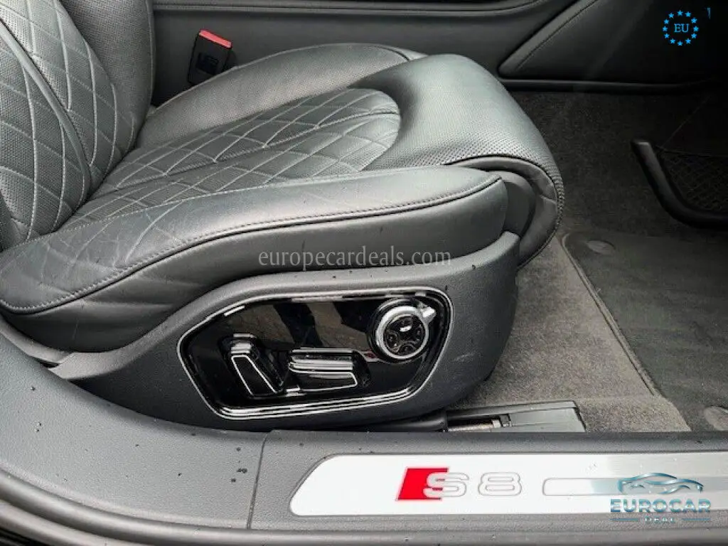 Audi S8