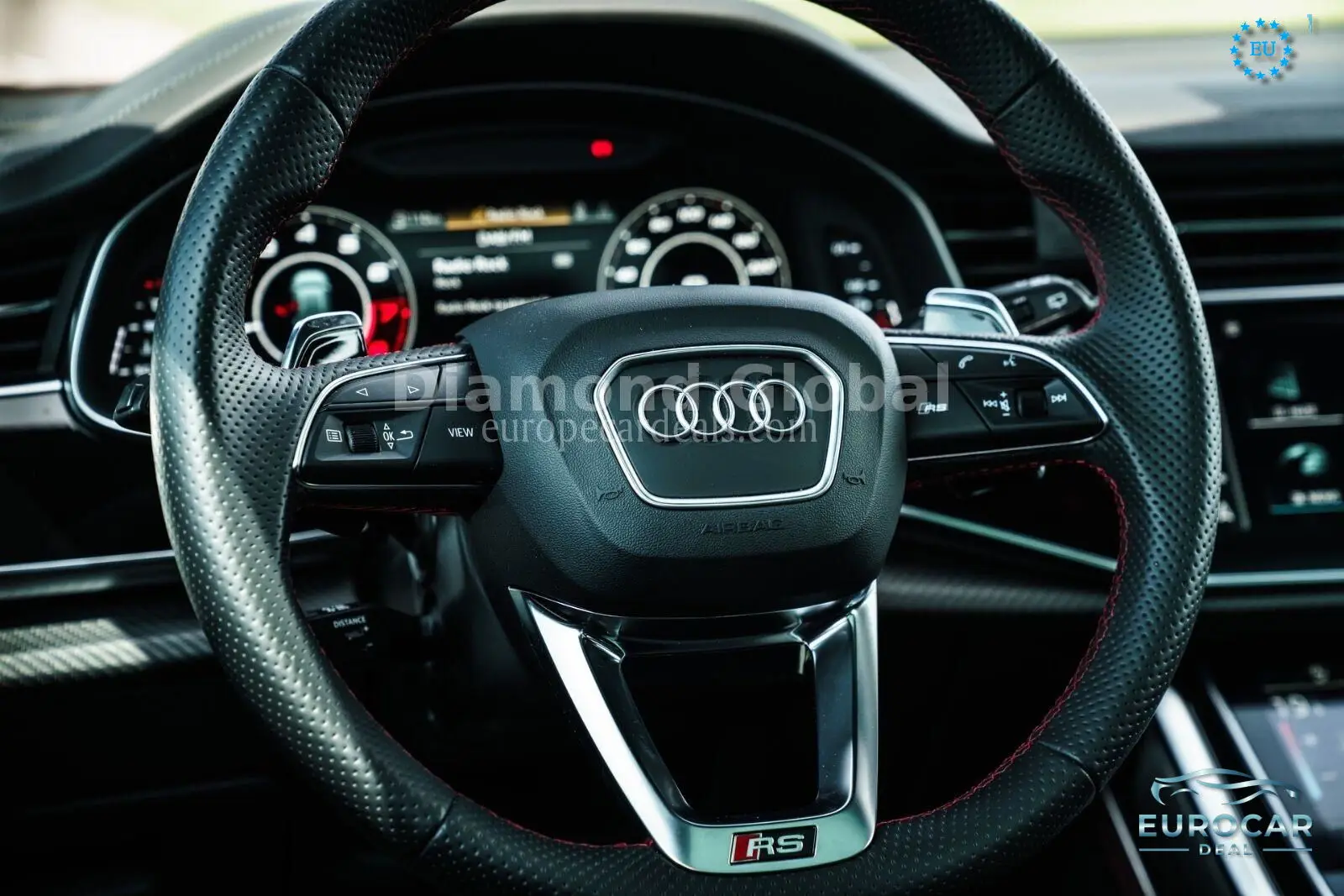Audi RSQ8