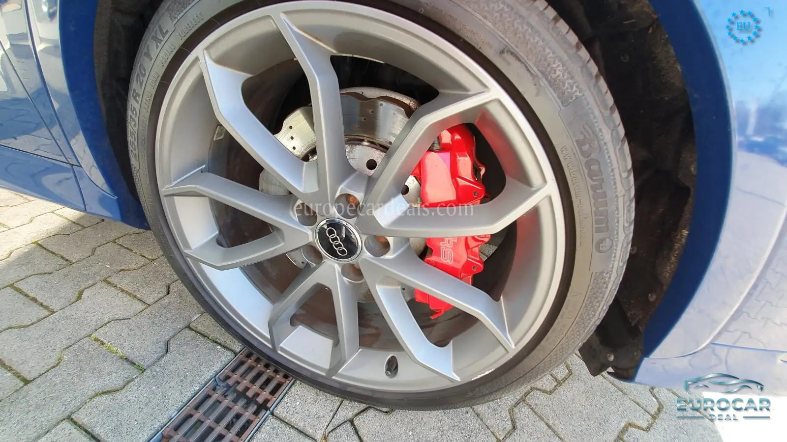 Audi RSQ3