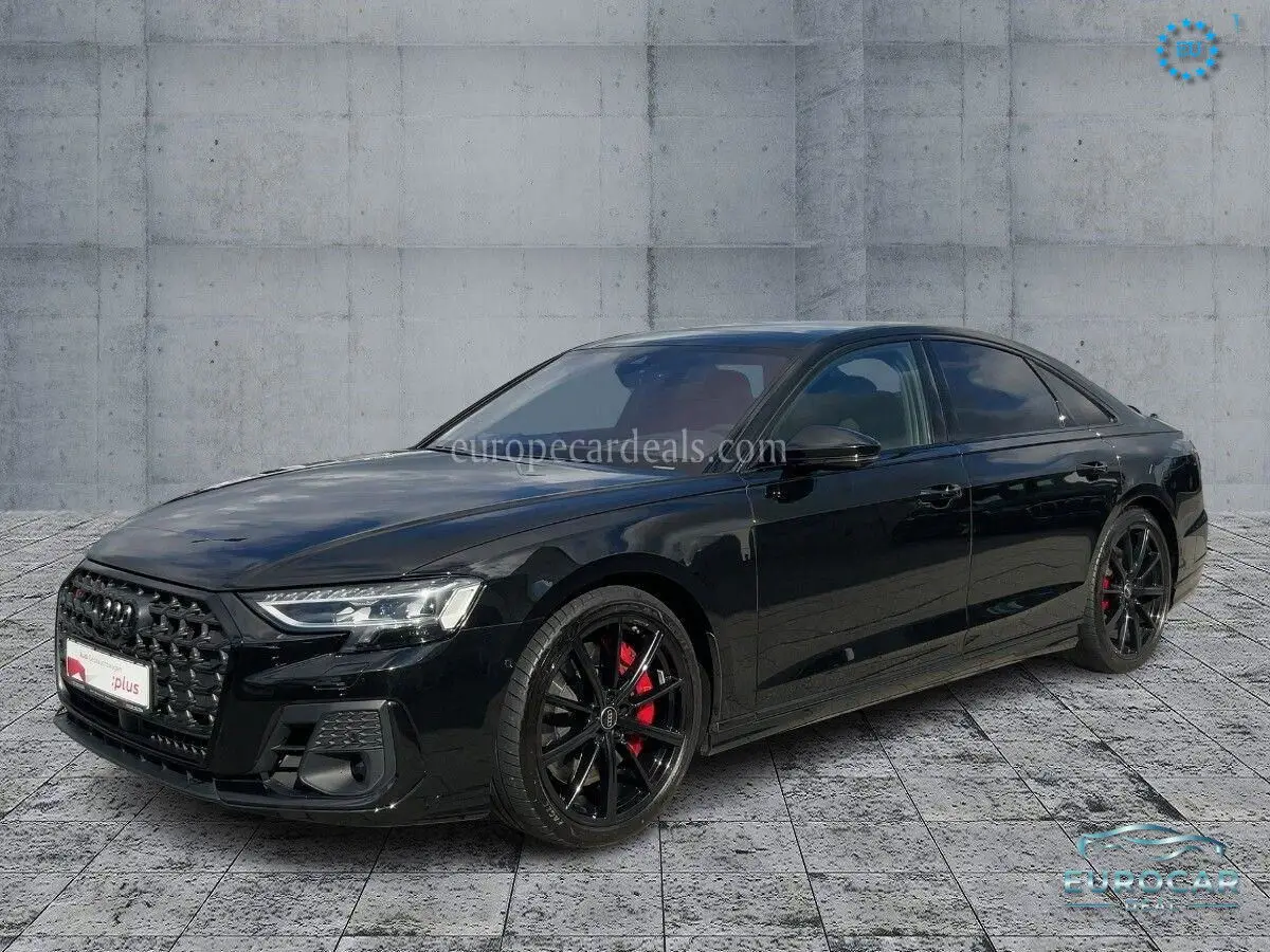 Audi S8