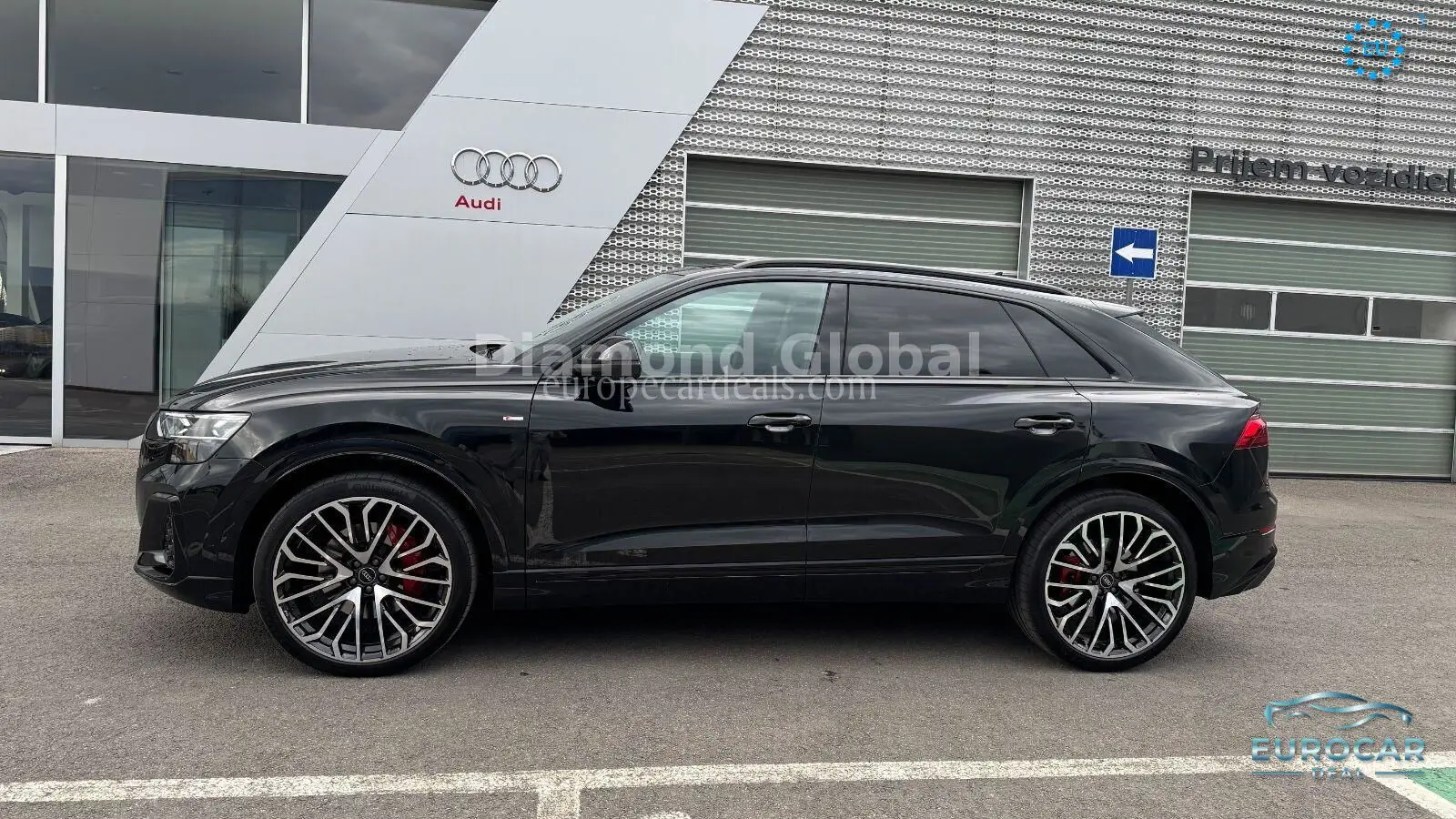 Audi Q8