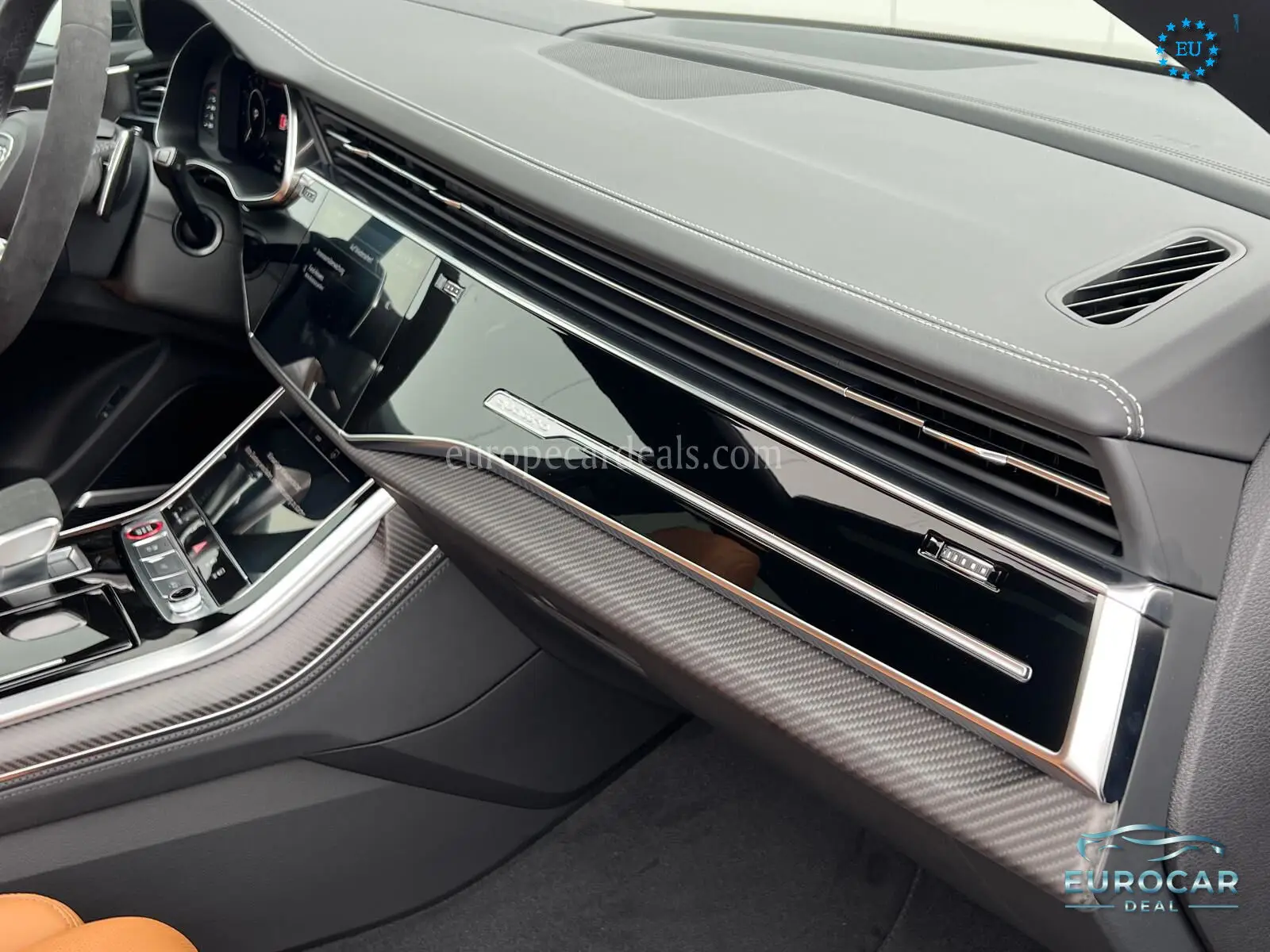 Audi RSQ8