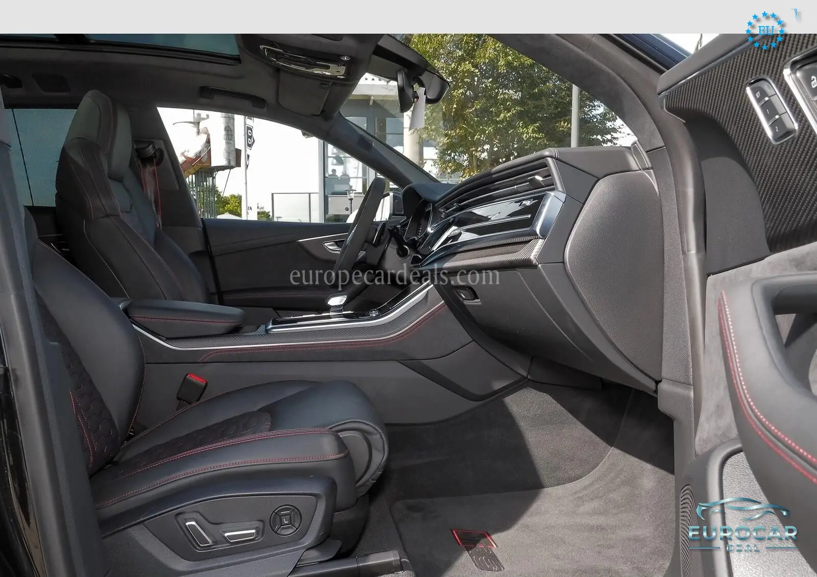 Audi RSQ8