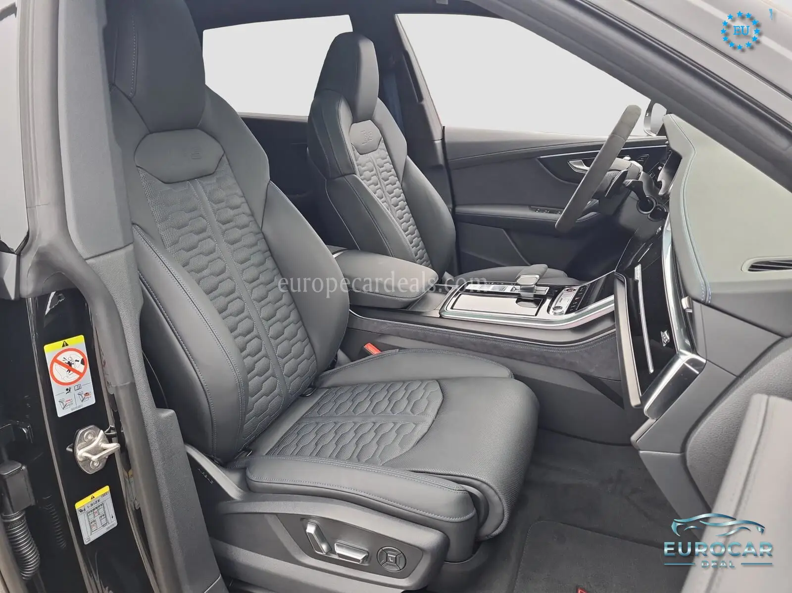 Audi RSQ8