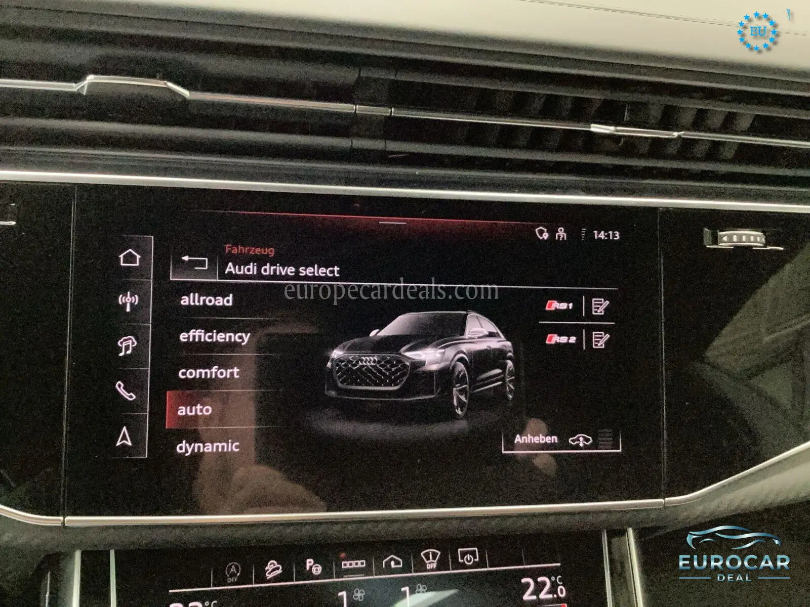 Audi RSQ8
