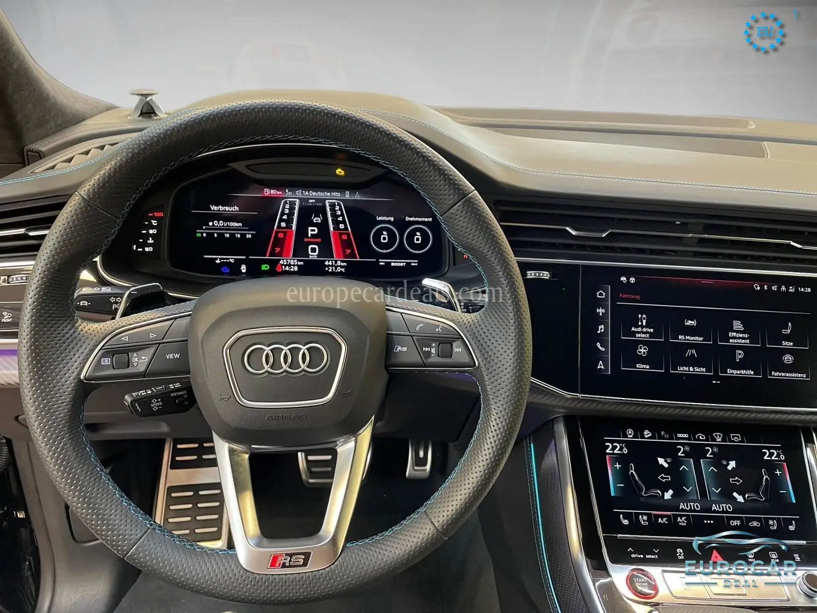 Audi RSQ8