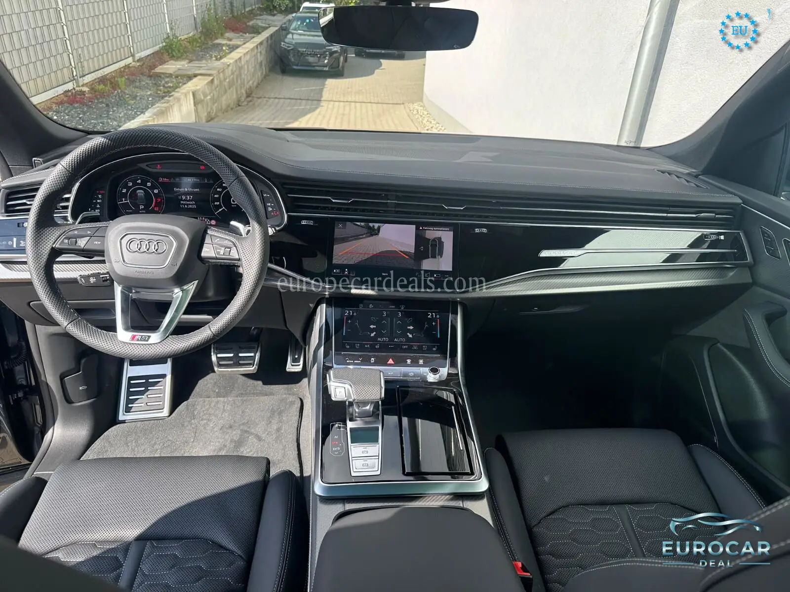 Audi RSQ8
