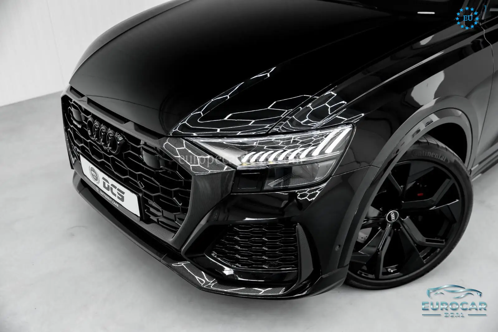 Audi RSQ8