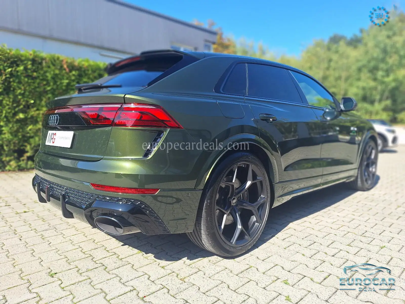 Audi RSQ8