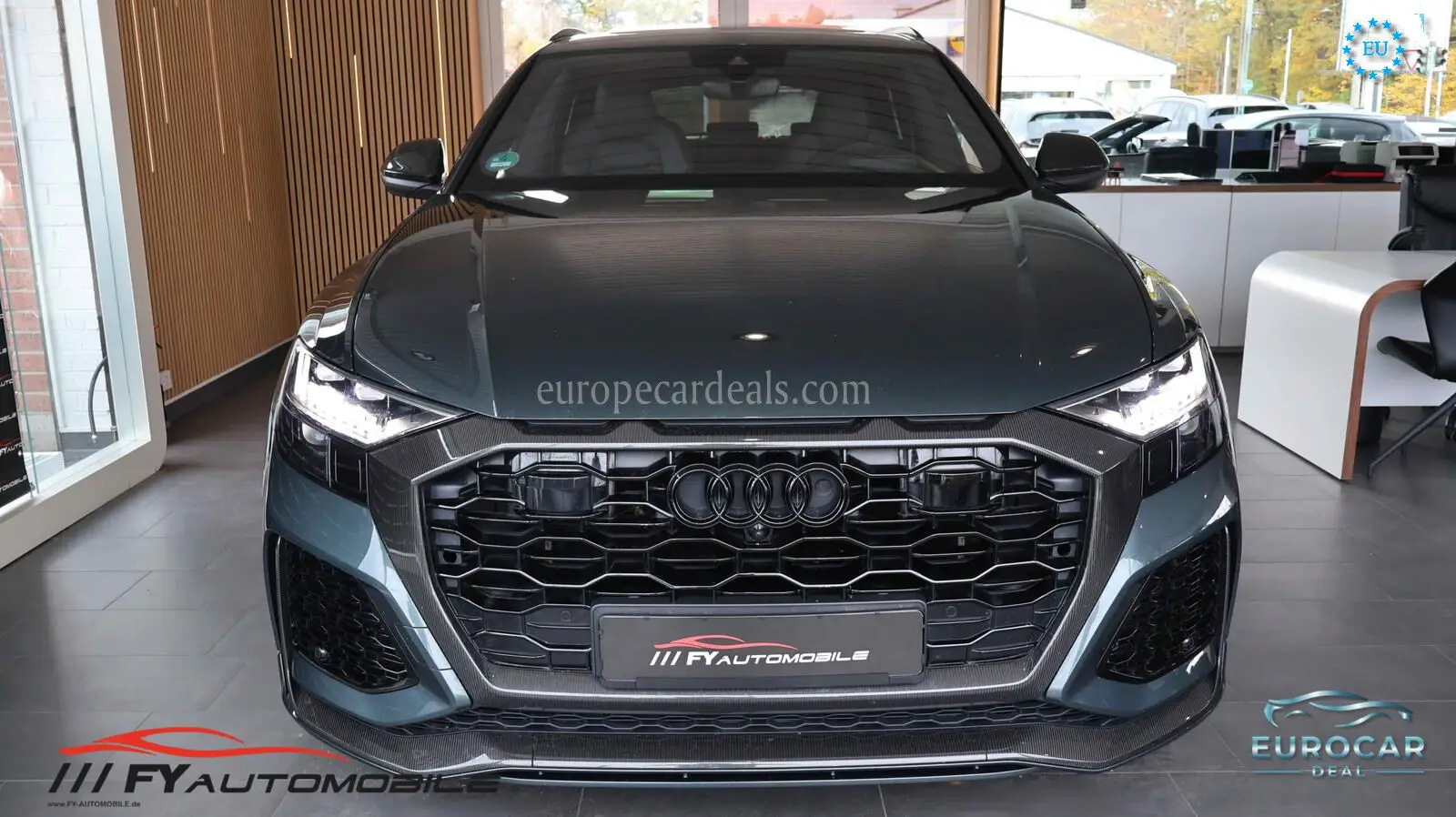 Audi RSQ8