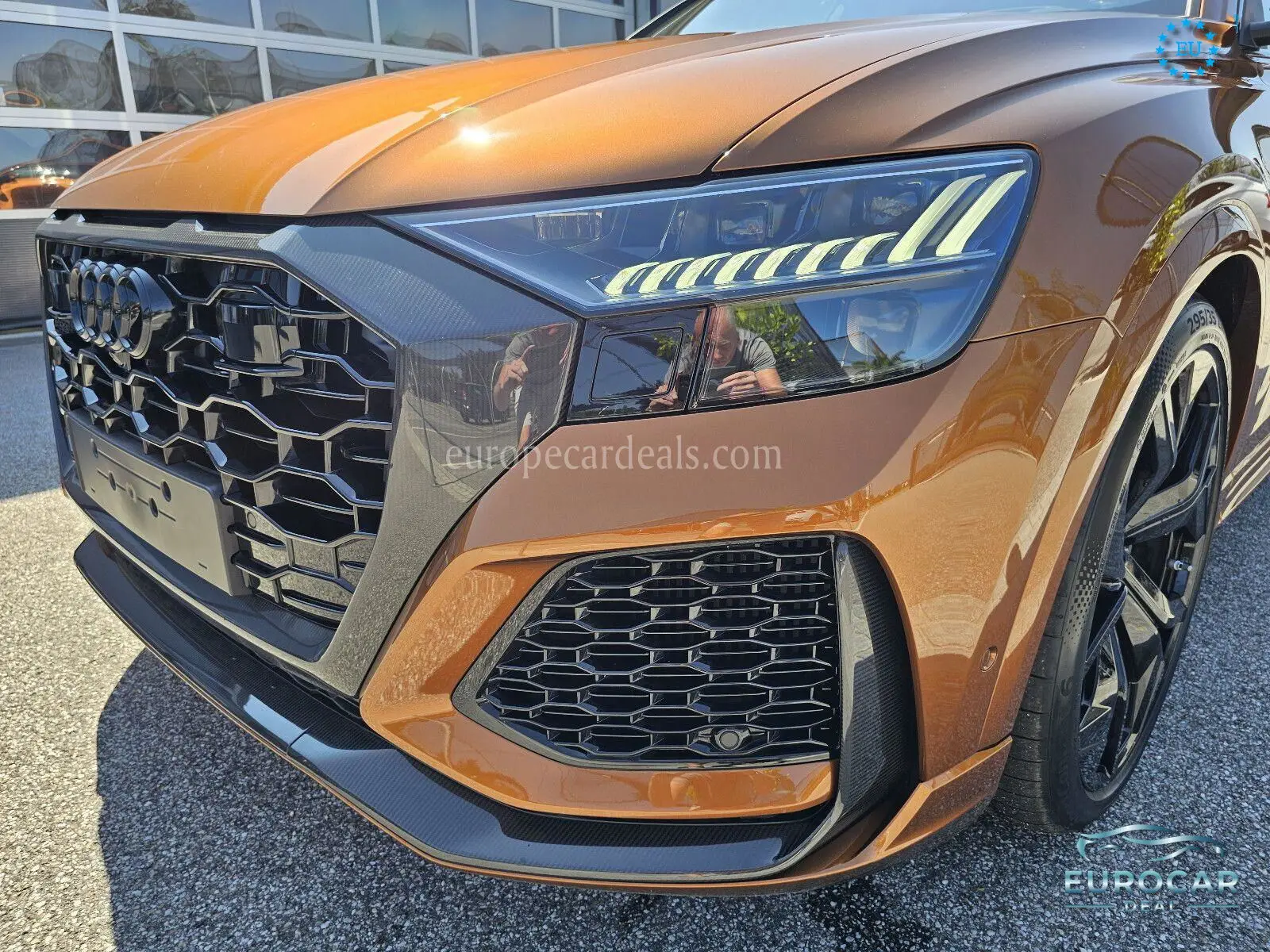 Audi RSQ8