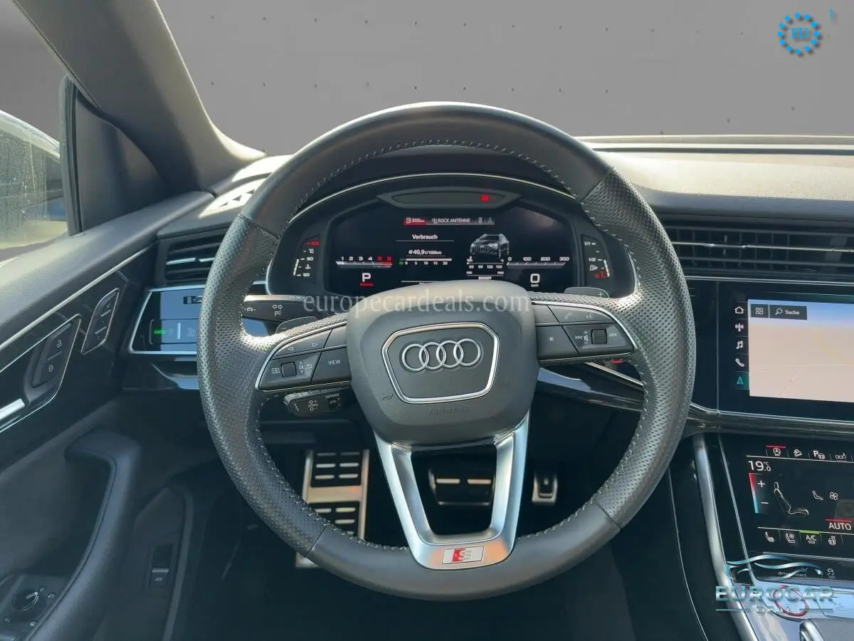 Audi SQ8