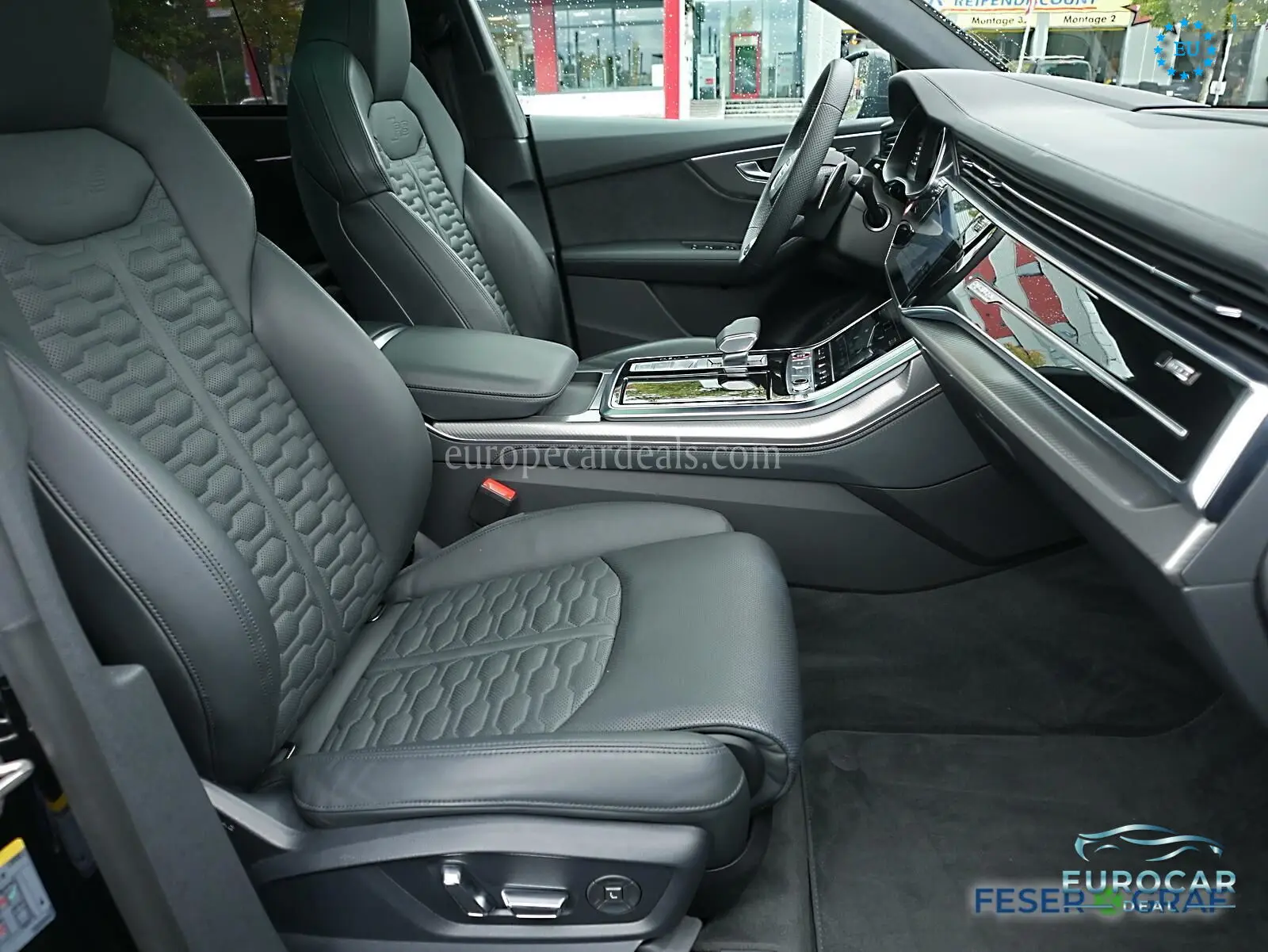 Audi RSQ8
