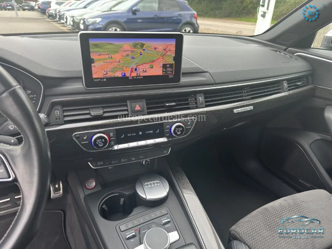 Audi S4