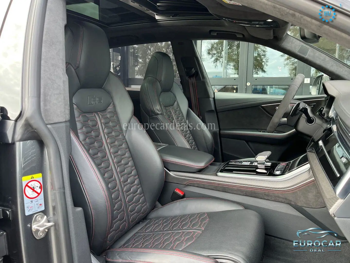 Audi RSQ8