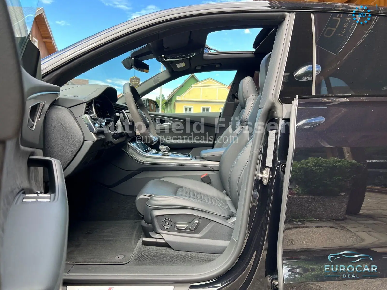 Audi RSQ8