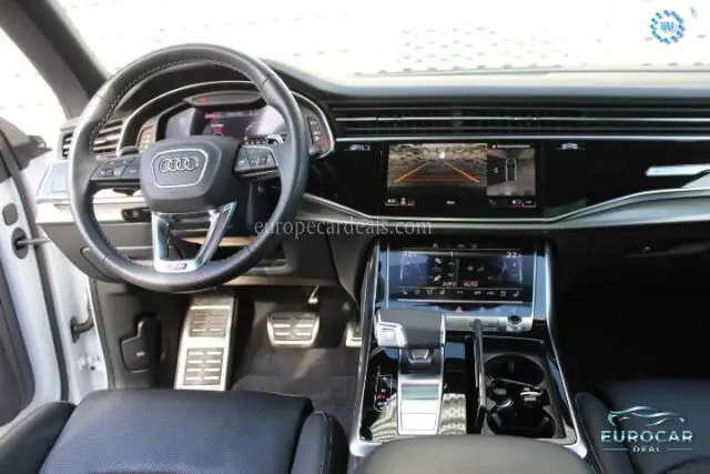 Audi RSQ8