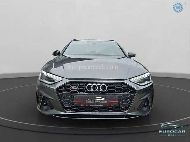 Audi S4