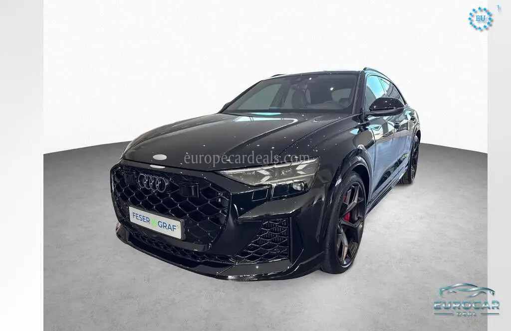 Audi RSQ8