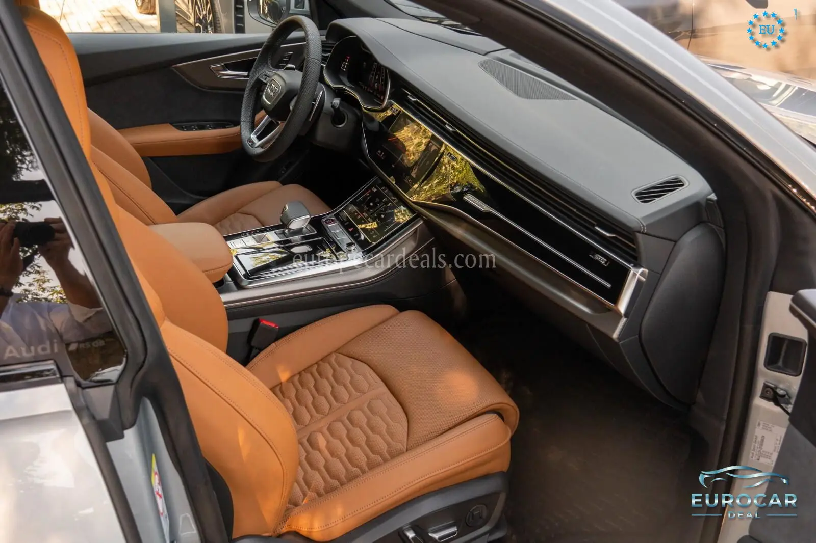 Audi RSQ8