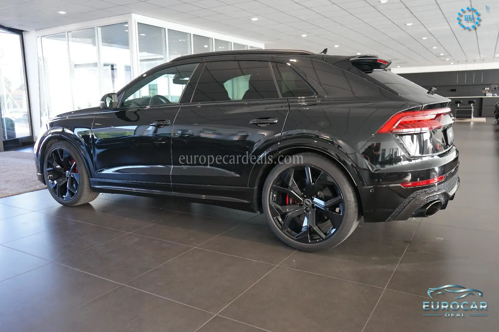 Audi RSQ8