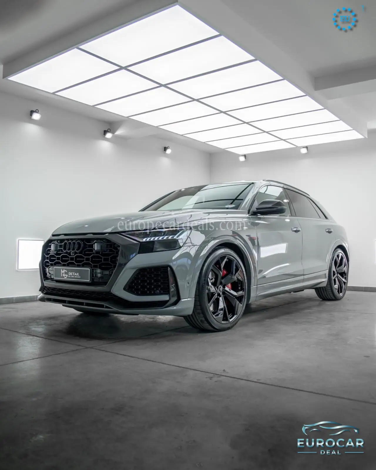 Audi RSQ8