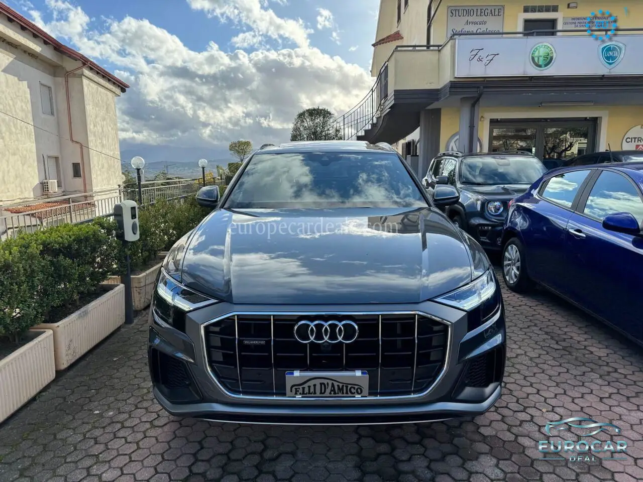 Audi Q8