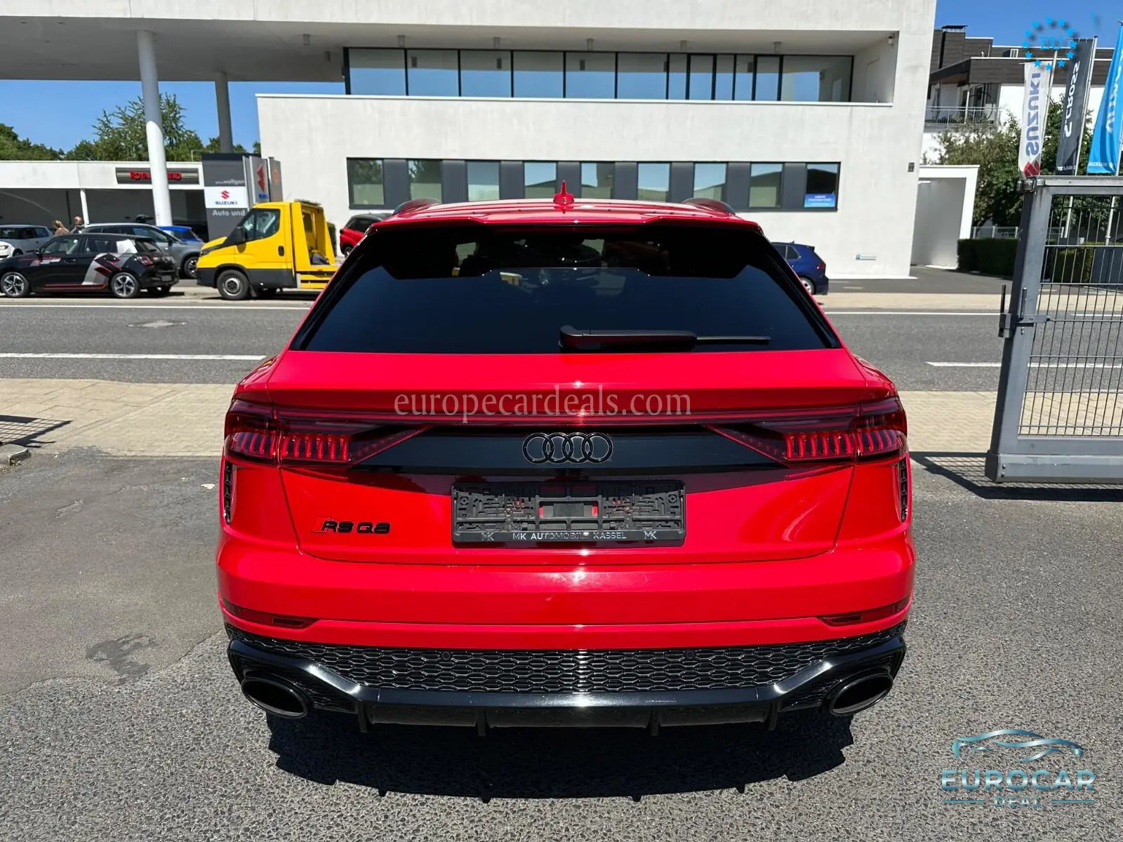 Audi RSQ8