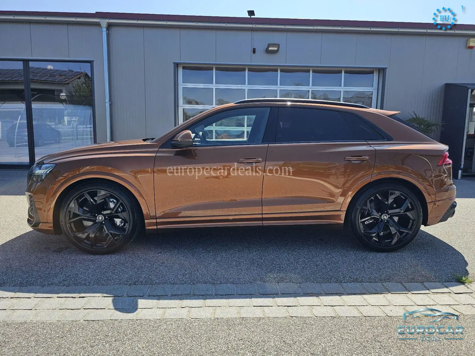 Audi RSQ8