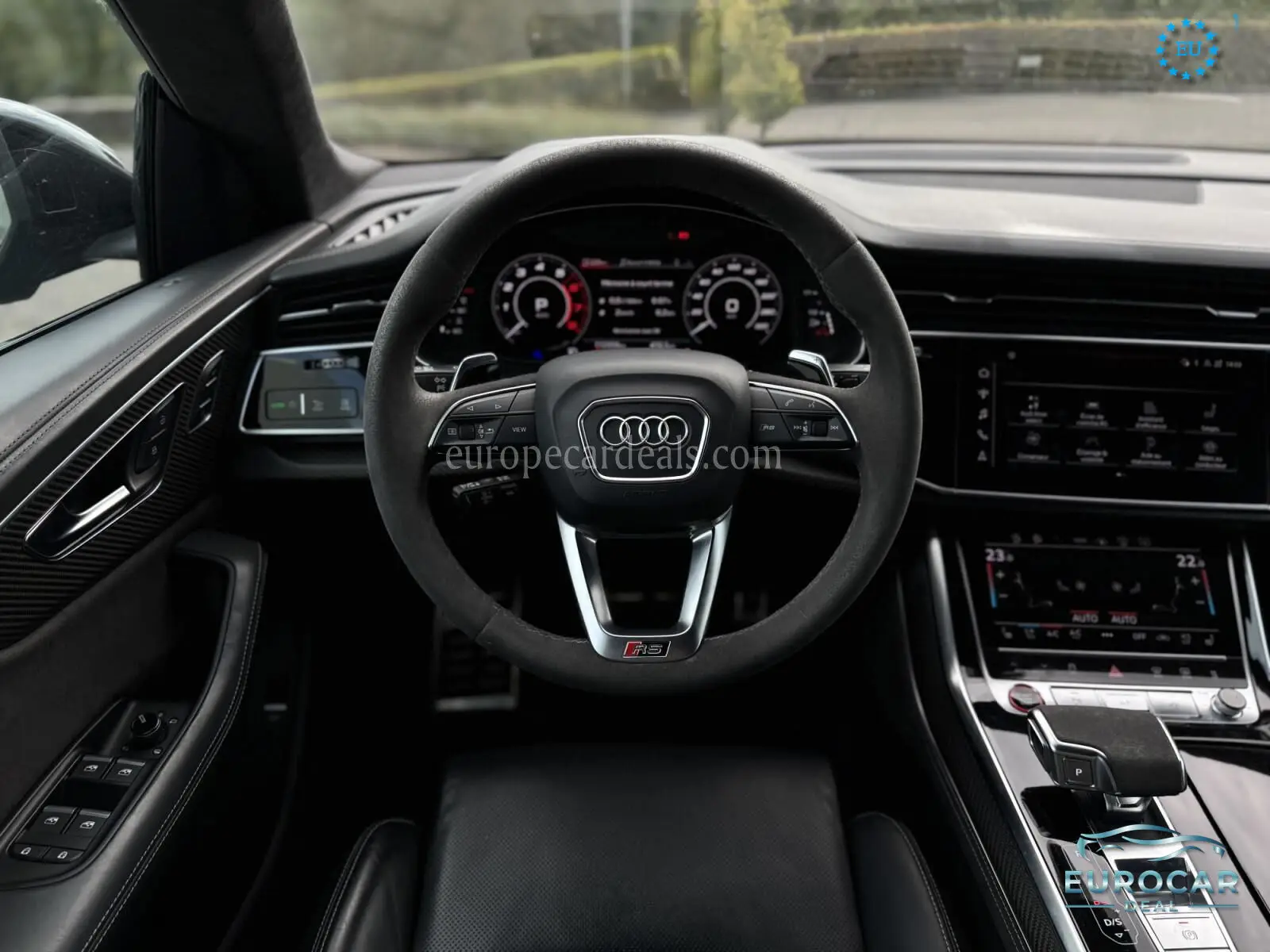 Audi RSQ8