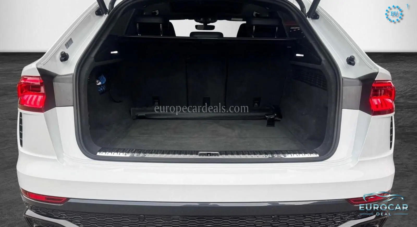 Audi RSQ8