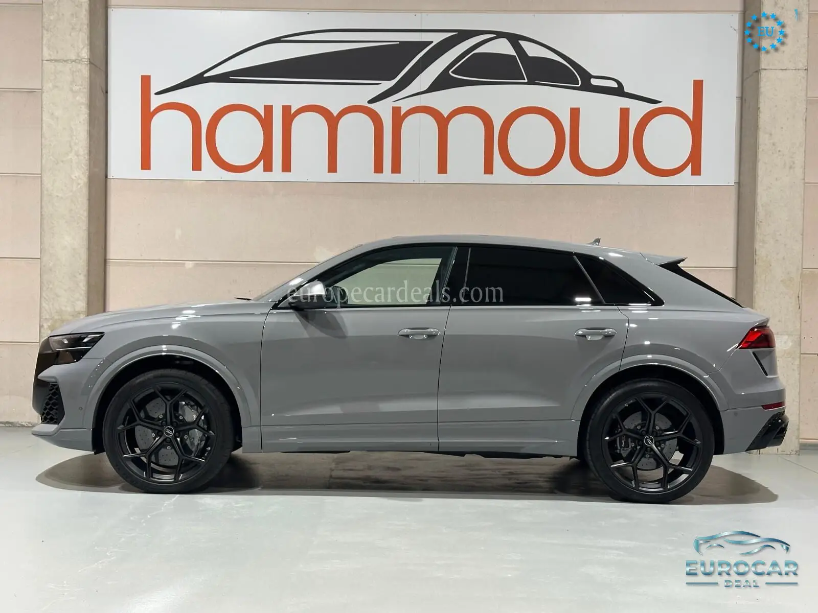 Audi RSQ8